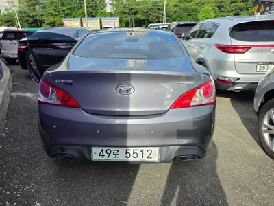 Hyundai Genesis 2010, 156900 км, за 2900000 KRW