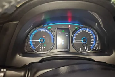 Toyota Corolla Hybrid E+ 2019, 47800 км, за 63302.57 CNY - фото 9