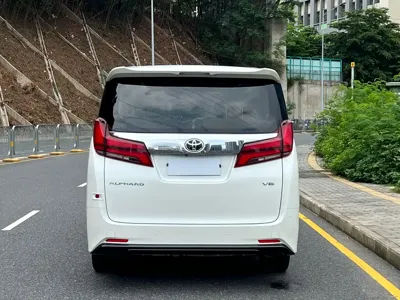 Toyota Alphard 2018, 53000 км, за 528000 CNY - фото 6
