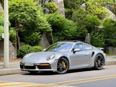 Porsche 911 · 2021 год