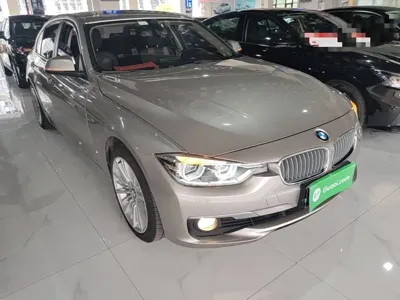 BMW 3 Series 2018, 123699 км, за 81300 CNY