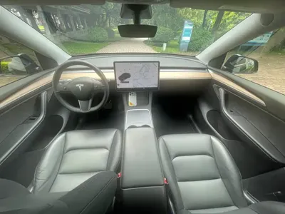 Tesla Model Y 2021, 147000 км, за 125800 CNY - фото 13