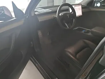 Tesla Model Y 2023, 77900 км, за 162200 CNY - фото 16