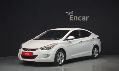 Hyundai Avante · 2013 год
