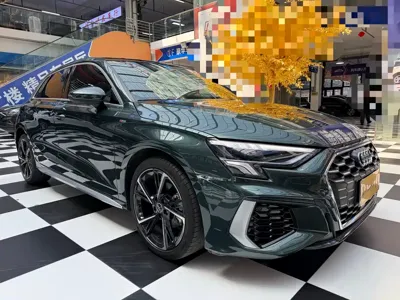Audi A3 2023, 43000 км, за 132800 CNY