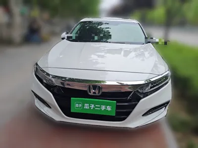 Honda Accord 2018, 140700 км, за 94661.72 CNY