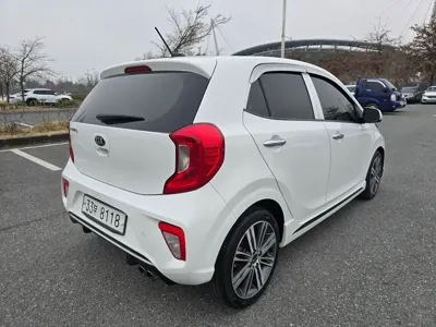 Kia Morning 2018, 57075 км, за 9100000 KRW