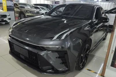 Lynk & Co 03 · 2023 год