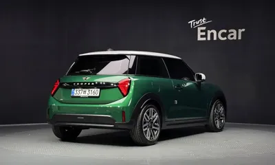 MINI Cooper 2025, 2705 км, за 29800000 KRW