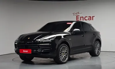 Porsche Cayenne · 2023 год