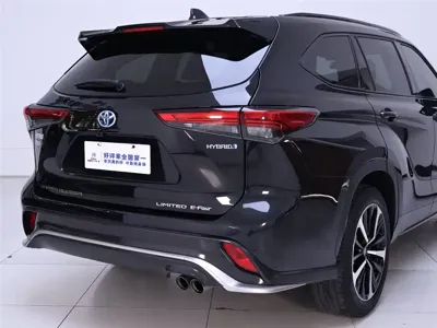 Toyota Crown Kluger 2022, 63600 км, за 198000 CNY - фото 8