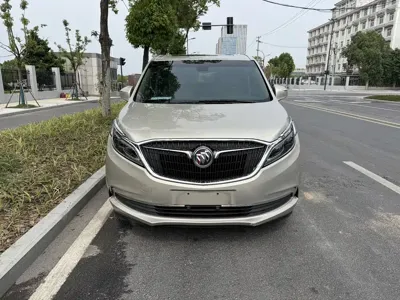 Buick GL8 2019, 212000 км, за 88600 CNY