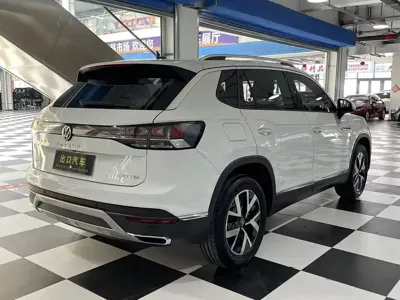 Volkswagen Tayron 2023, 14600 км, за 186800 CNY - фото 8