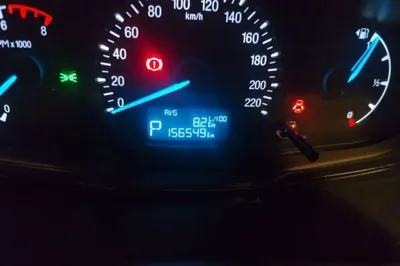 Ford Escort 2017, 156500 км, за 28377.6 CNY - фото 12