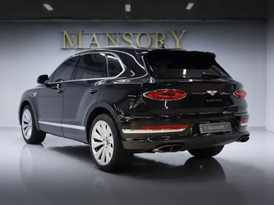 Bentley Bentayga 2022, 30990 км, за 188000000 KRW - фото 4