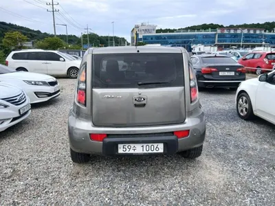 Kia Soul 2011, 113220 км, за 2200000 KRW