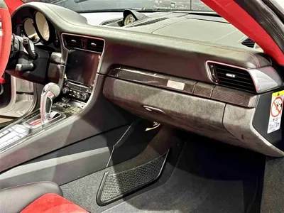 Porsche 911 2018, 6000 км, за 2488800 CNY - фото 27