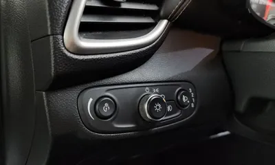 ChevroletGMDaewoo Trax 2019, 82832 км, за 6700000 KRW - фото 20