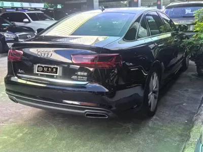 Audi A6L 2018, 80000 км, за 139800 CNY