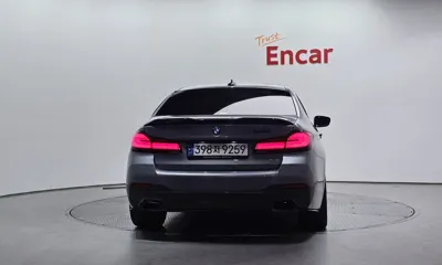 BMW 5-Series 2023, 68977 км, за 39300000 KRW - фото 4
