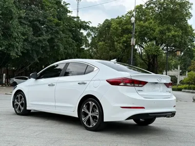Hyundai Elantra 2019, 50000 км, за 39800 CNY - фото 13