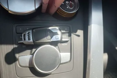 Audi A4L 2018, 88600 км, за 96140.95 CNY - фото 9