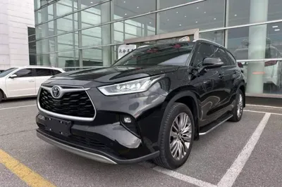 Toyota Highlander · 2024 год