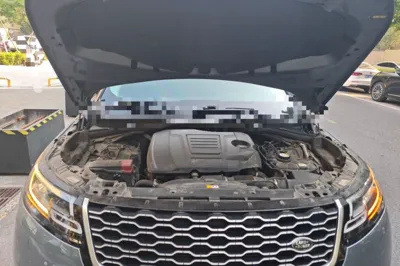 Land Rover Range Rover Velar 2018, 108900 км, за 143651.81 CNY - фото 21