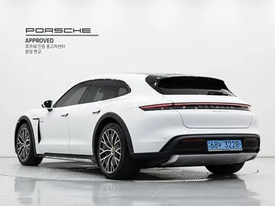 Porsche Taycan 2024, 31820 км, за 125000000 KRW