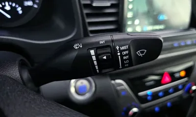 Hyundai Avante 2018, 106428 км, за 8500000 KRW - фото 19