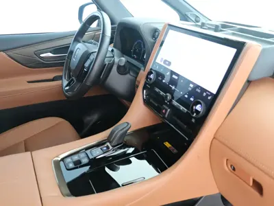 Toyota Vellfire 2025, 24000 км, за 758000 CNY - фото 8