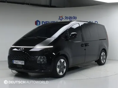 Hyundai Staria · 2022 год