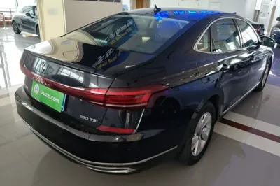 Volkswagen Passat 2024, 34000 км, за 110065.92 CNY - фото 6