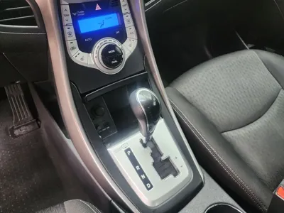 Hyundai Avante 2011, 84038 км, за 4500000 KRW - фото 9