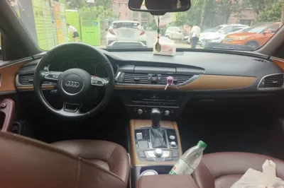 Audi A6L 2018, 147900 км, за 111649.85 CNY - фото 11