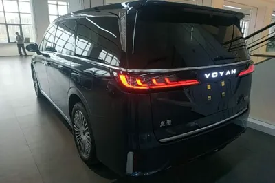 Voyah Dream 2025, 19100 км, за 309668.28 CNY