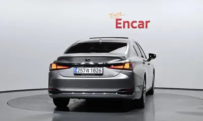 Lexus ES 2024, 29090 км, за 54400000 KRW