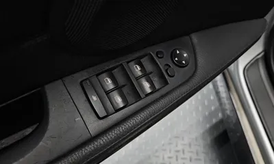 BMW 3-Series 2005, 147010 км, за 2500000 KRW - фото 15