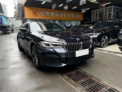 BMW 5 Series 2022, 81000 км, за 208000 CNY