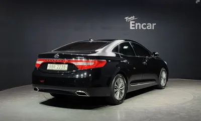 Hyundai Grandeur 2015, 29804 км, за 7500000 KRW