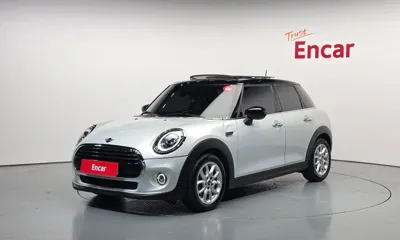MINI Cooper · 2020 год
