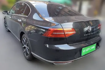 Volkswagen Magotan 2017, 122700 км, за 56246.4 CNY