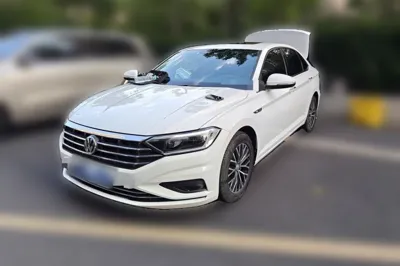 Volkswagen Sagitar · 2020 год
