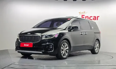 Kia Canival · 2019 год
