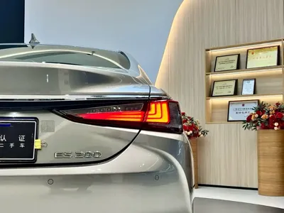 Lexus ES 2024, 25000 км, за 189000 CNY - фото 23