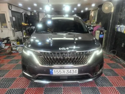 Kia Canival · 2023 год