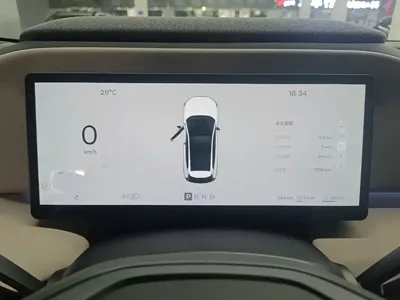 Volvo 沃尔沃XC70插电式混动 2025, 7000 км, за 234700 CNY - фото 12
