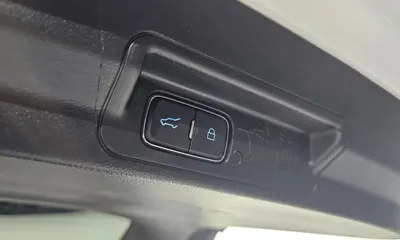 Ford Explorer 2021, 94850 км, за 28900000 KRW - фото 20