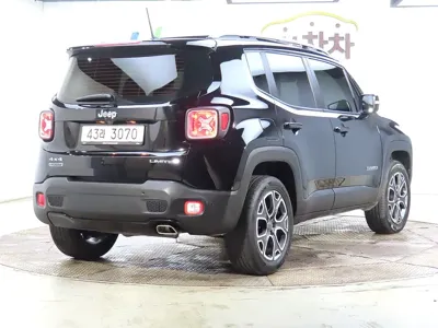 Jeep Renegade 2017, 50030 км, за 11400000 KRW