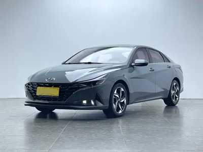 Hyundai Elantra · 2021 год